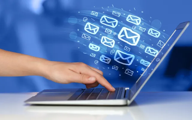 E-mail - komunikacja